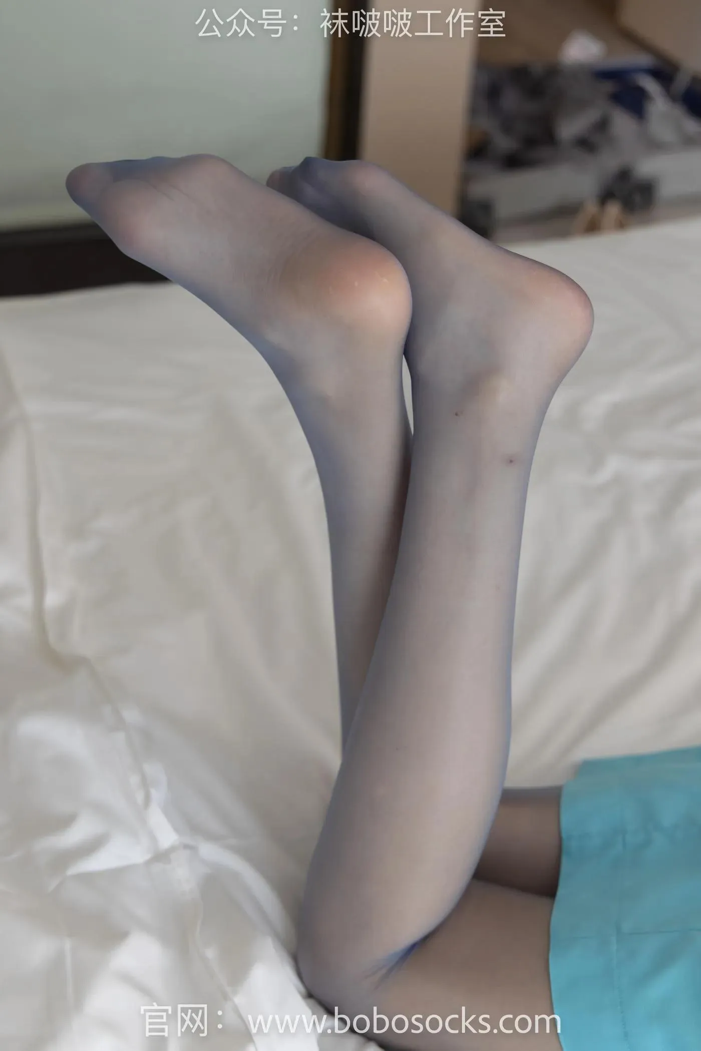 [BoBoSocks袜啵啵]NO.105 小甜豆-空姐制服、高跟鞋、蓝色丝袜 [140P]插图5